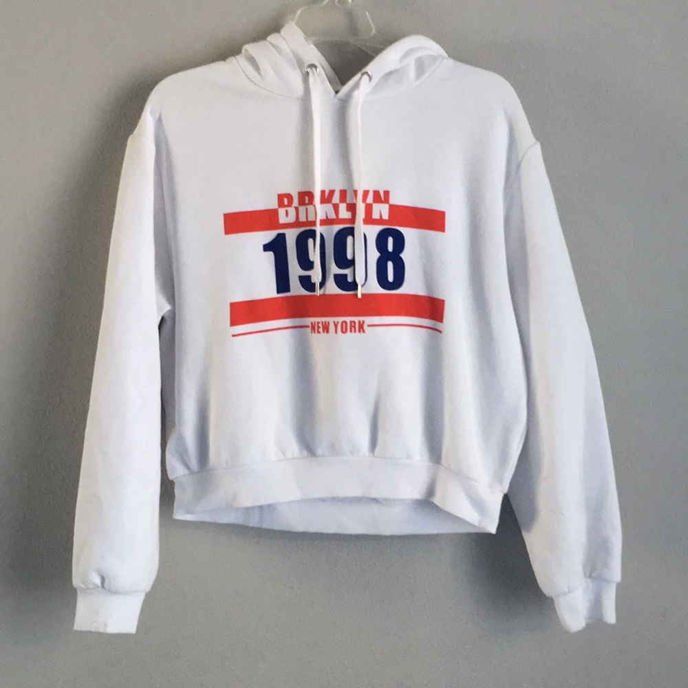 H&M Cropped “BRKLYN” Hoodie